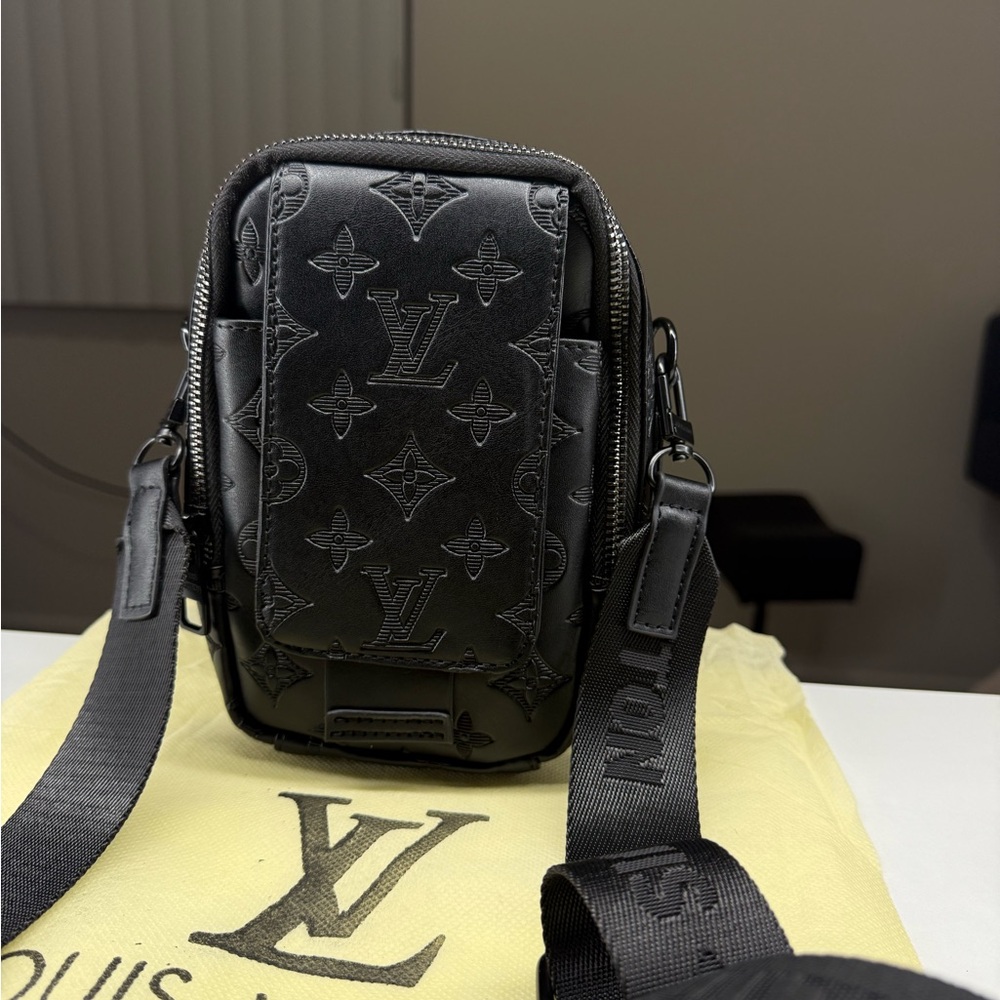 Louis Vuitton Monogram Black Belt Bag